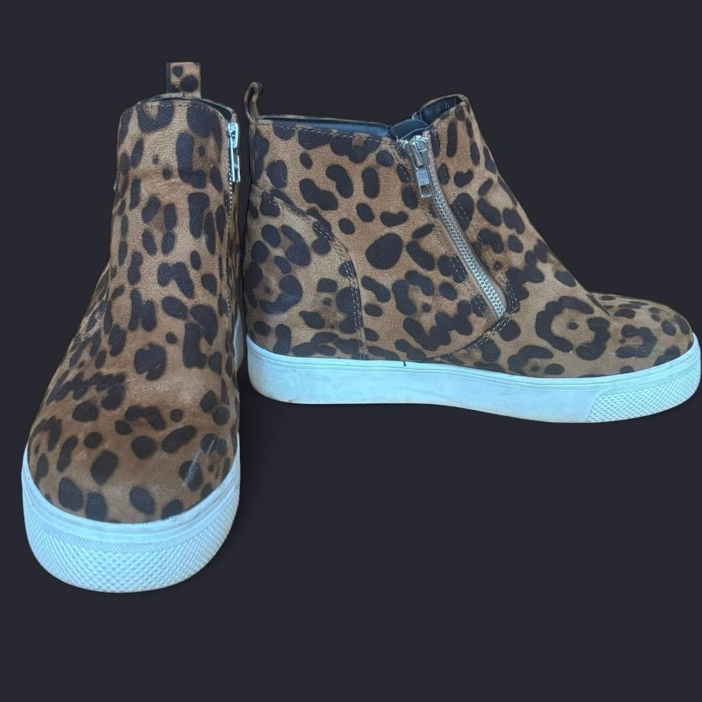 Y2K Cheetah Print Wedged Platform Sneakers with zipper detail